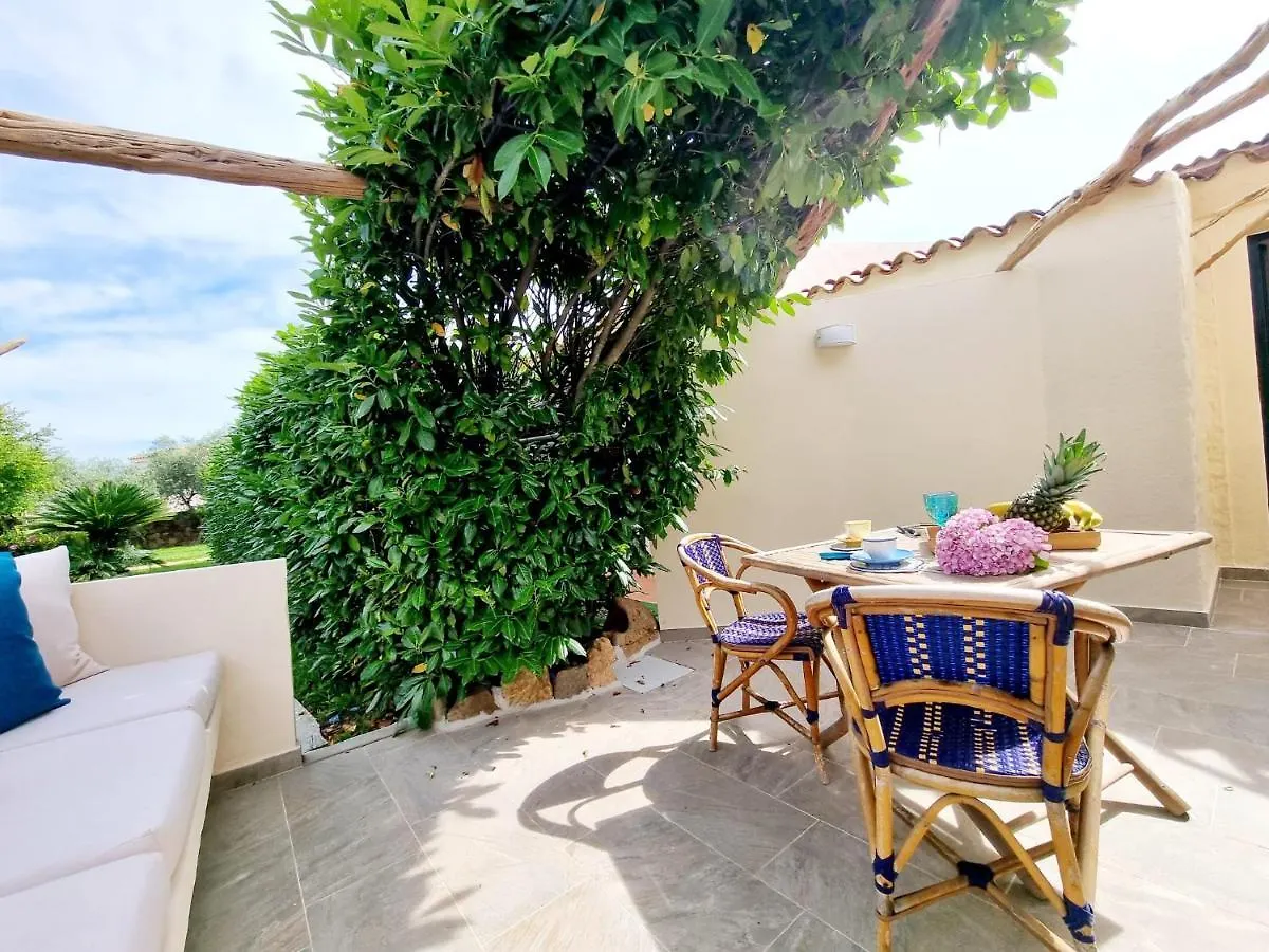 Appartamento Stazzo San Teodoro Il Ginepro Piscina Condivisa  San Teodoro (Sardinia)